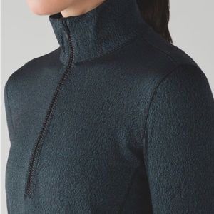 Lululemon outrun pullover 8 EUC